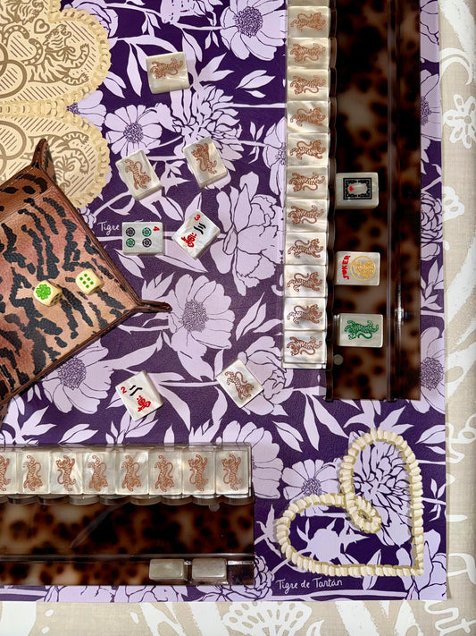 Tortoise Scalloped Acrylic Mahjong Racks, SET of 4, with 4 Magnetic Pushers and Custom Dust Bag