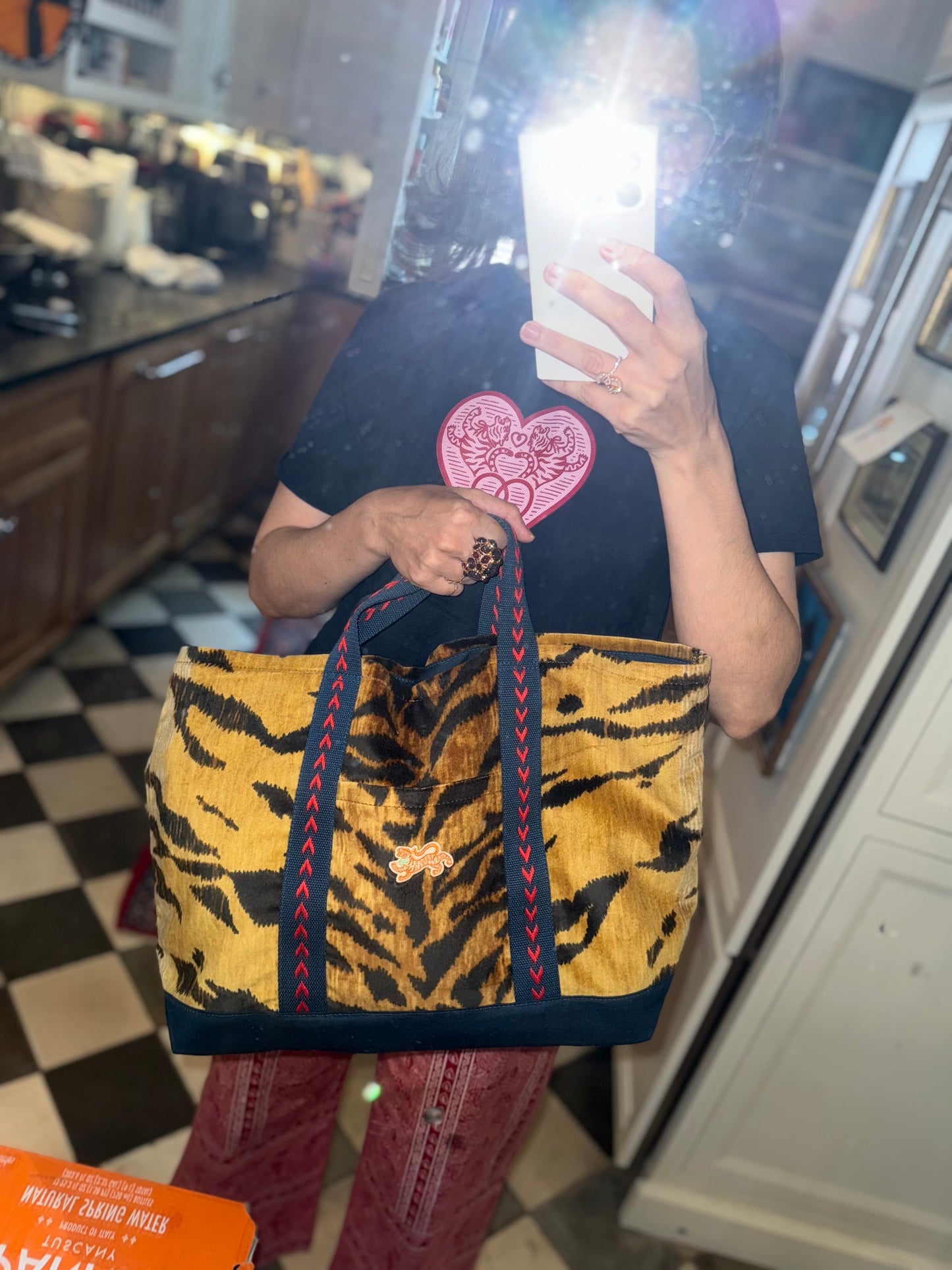 Tigre Clásico Tote – Ombré Tiger Velvet