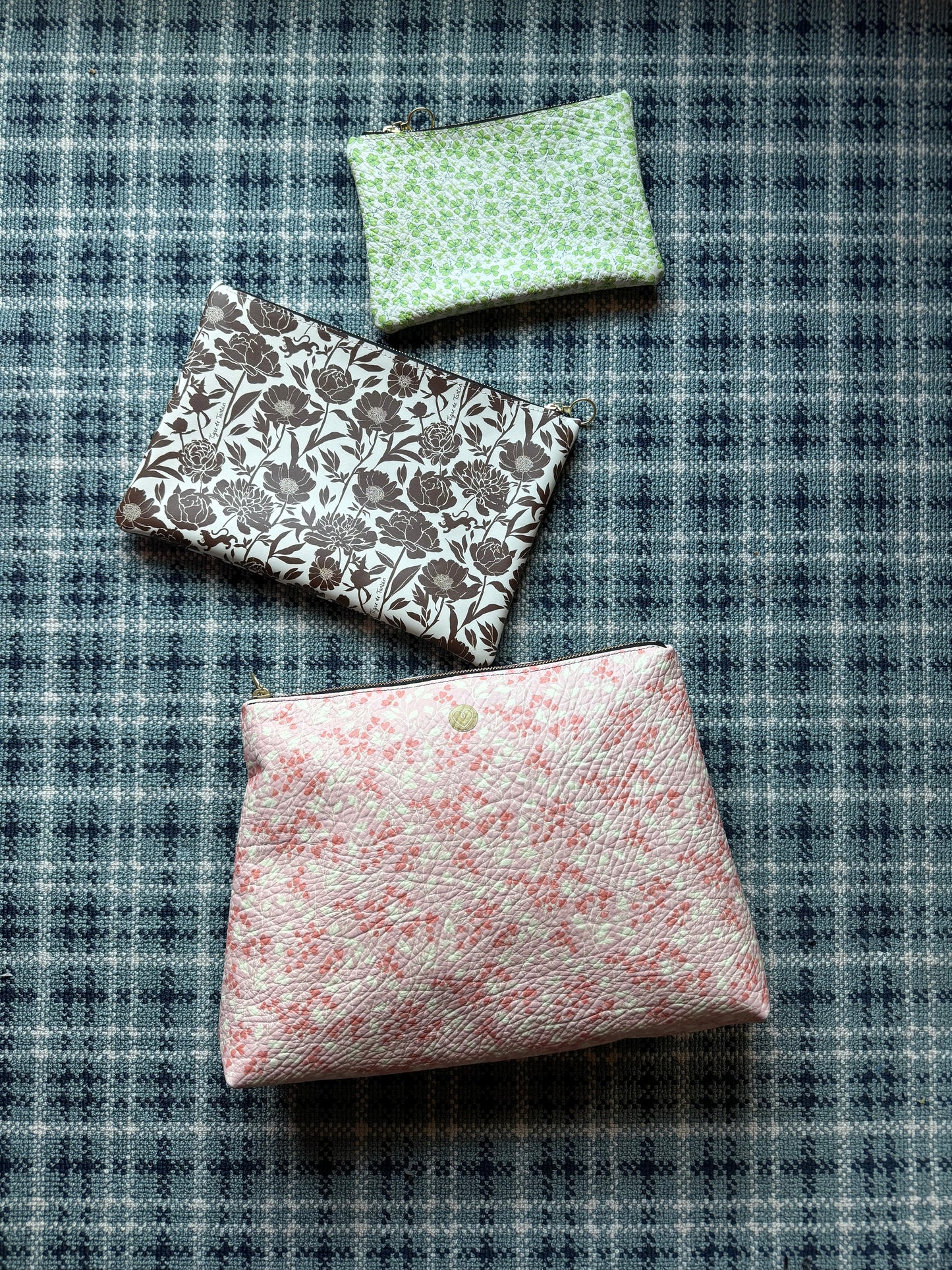 Medium Leather Pouch, CLOVER