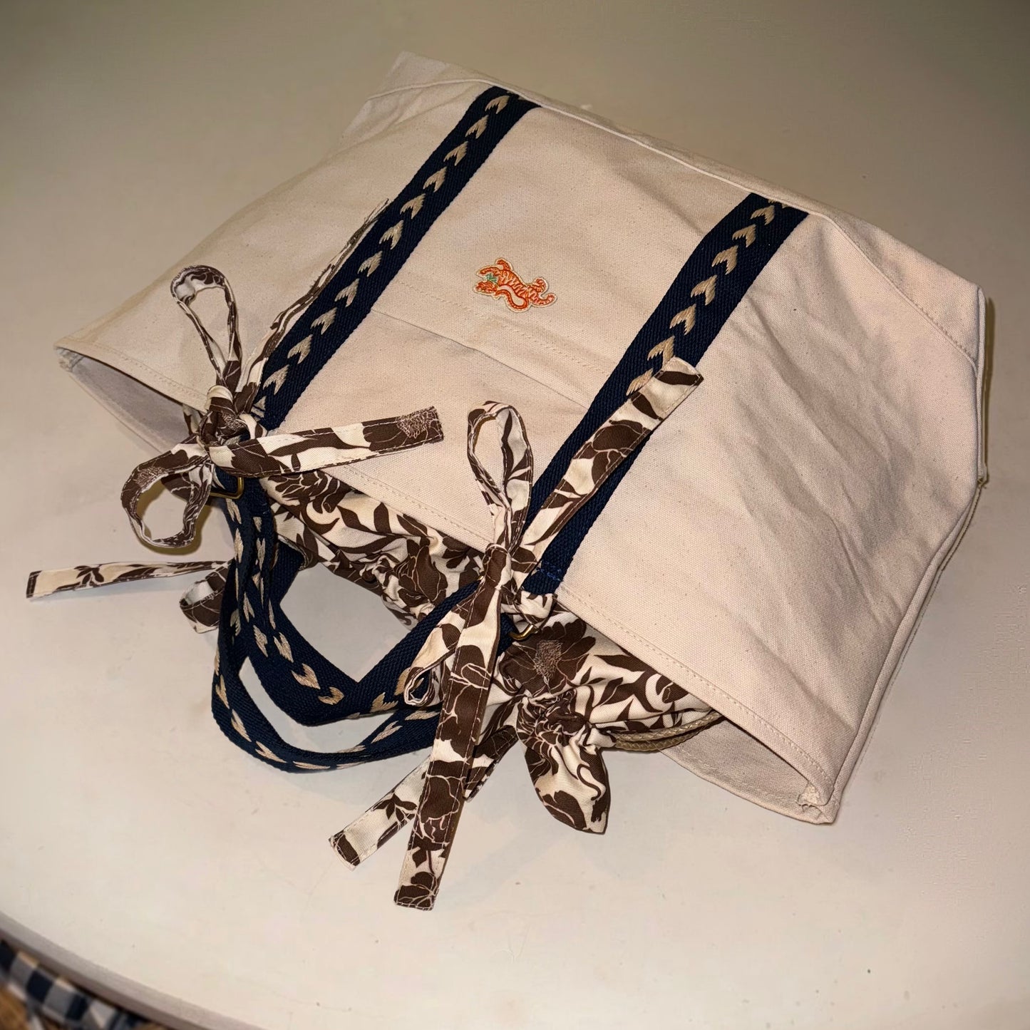 Tie-On Insert, CHINOISERIE BLEU