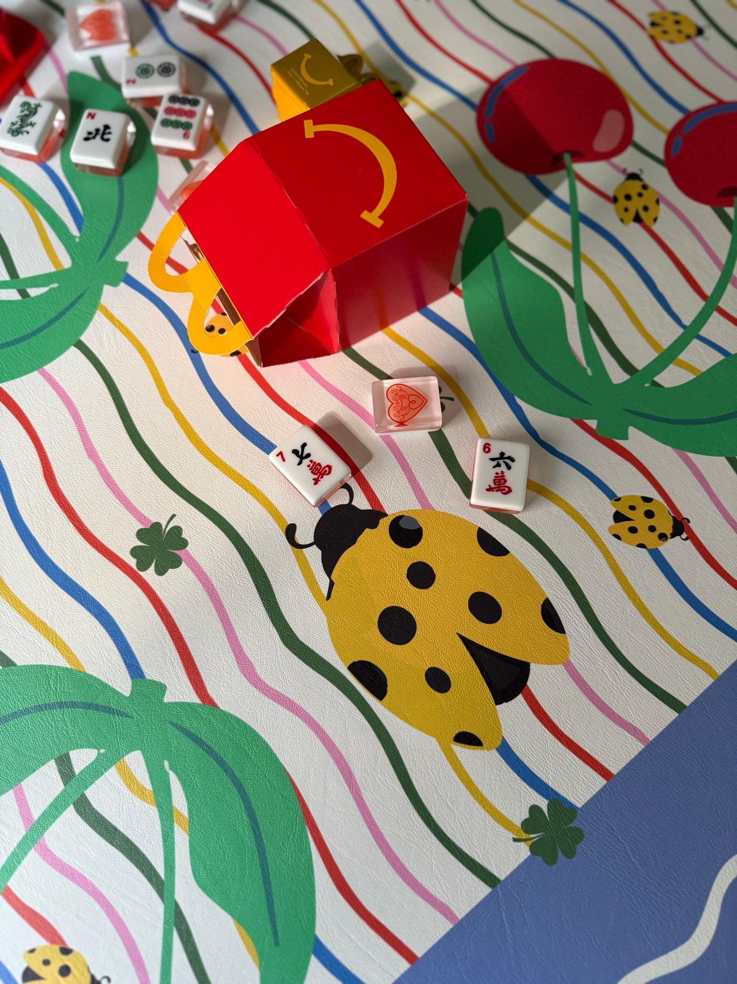 Mahjong Gaming Mat, LUCKY CHERRY by Fait à Main