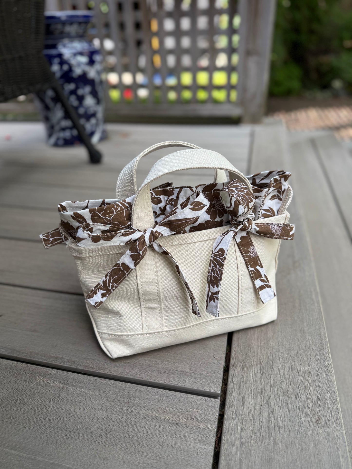 Tie-On Insert, COCONUT PEONIES, MINI