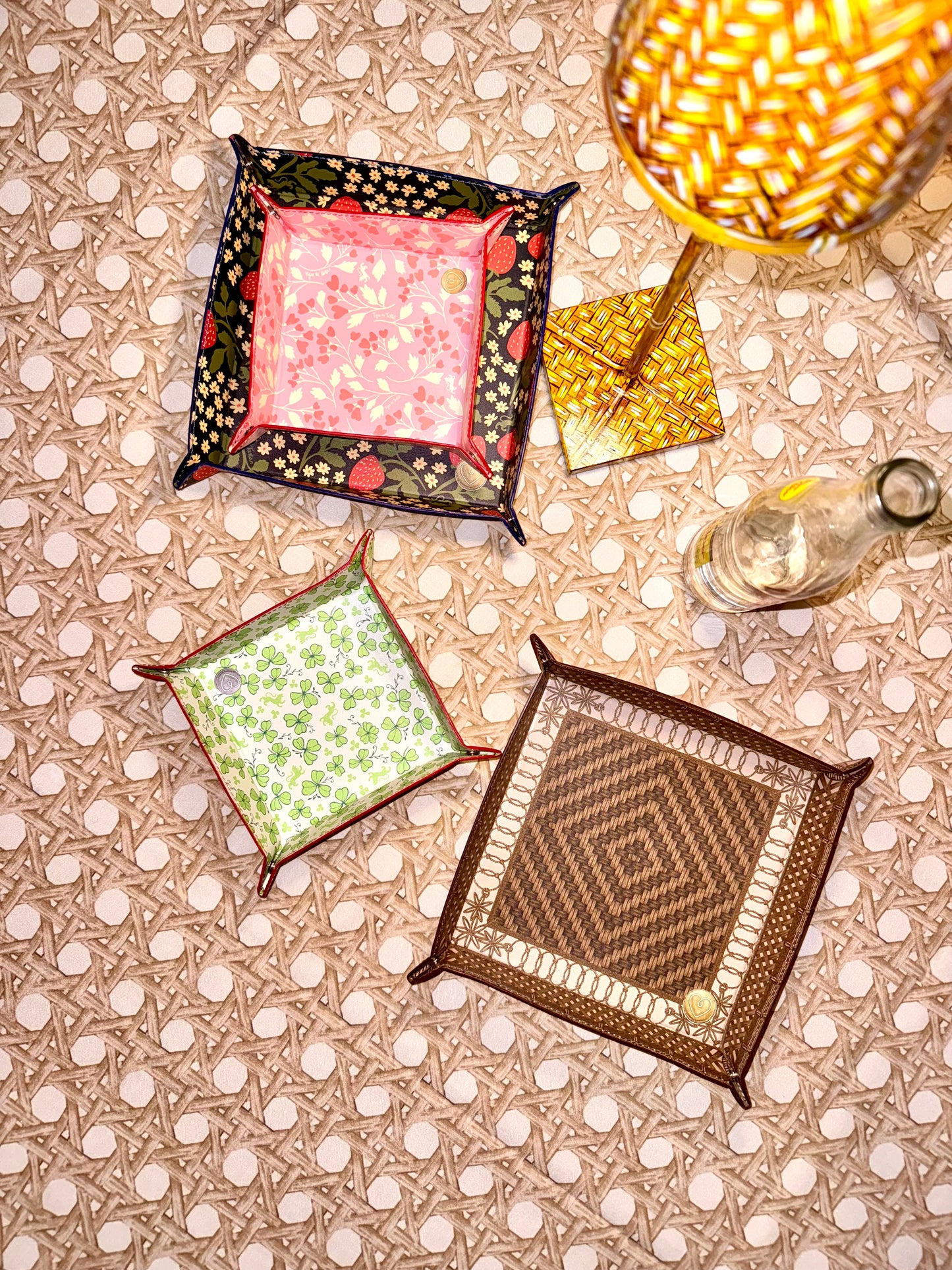 Leather Snap Tray, NDLPT STRAWBERRY SMALL