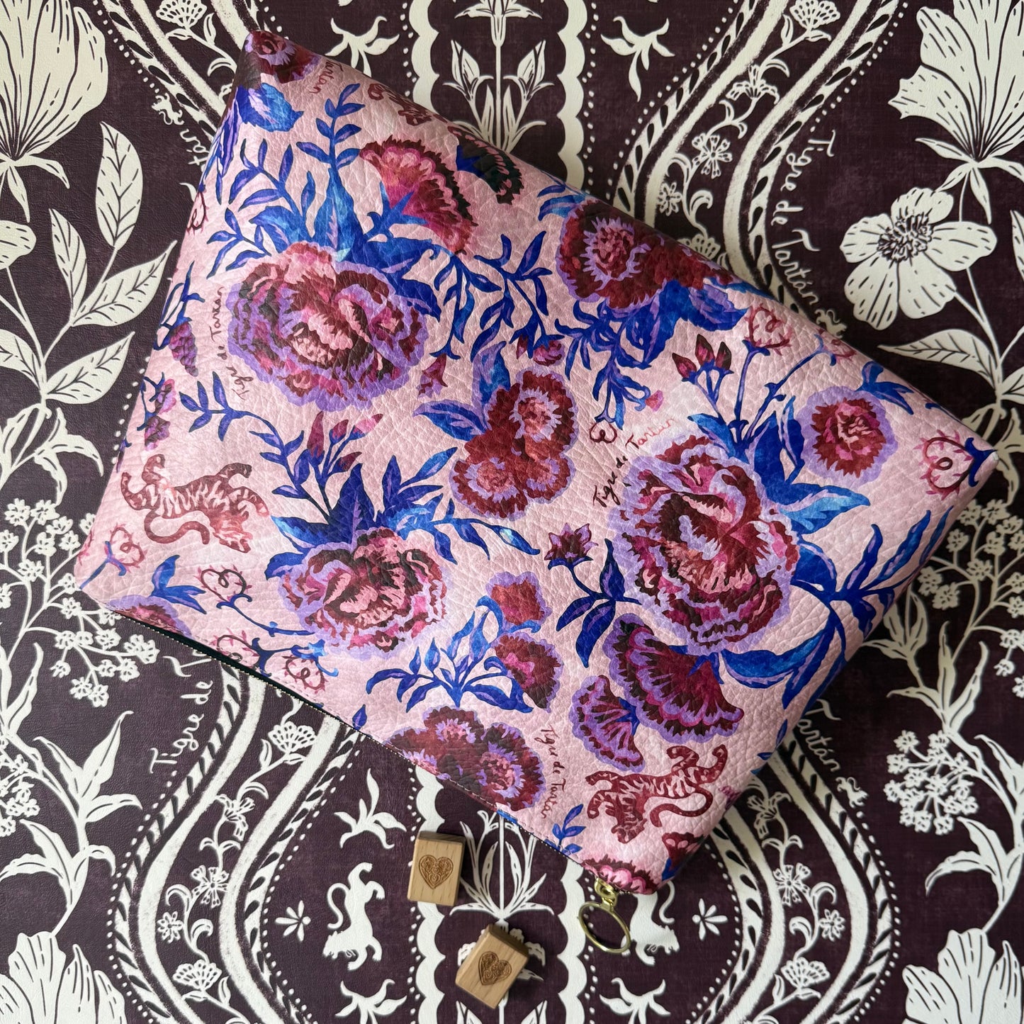 Generous Leather Pouch, CHINOISERIE TARTE