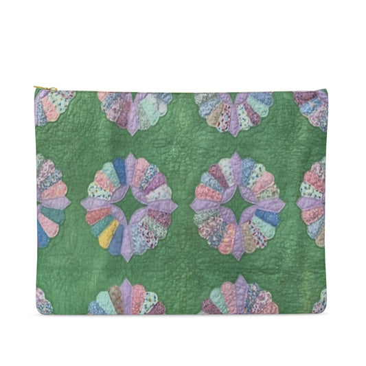 Medium Leather Pouch – Verdant Fan (Grandmother’s Fan) Tigre de Tartán x Thrills of the Hunt