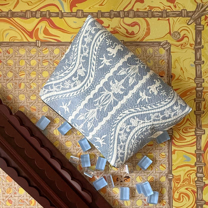 Generous Leather Pouch- DOMINO, FADED CAROLINA