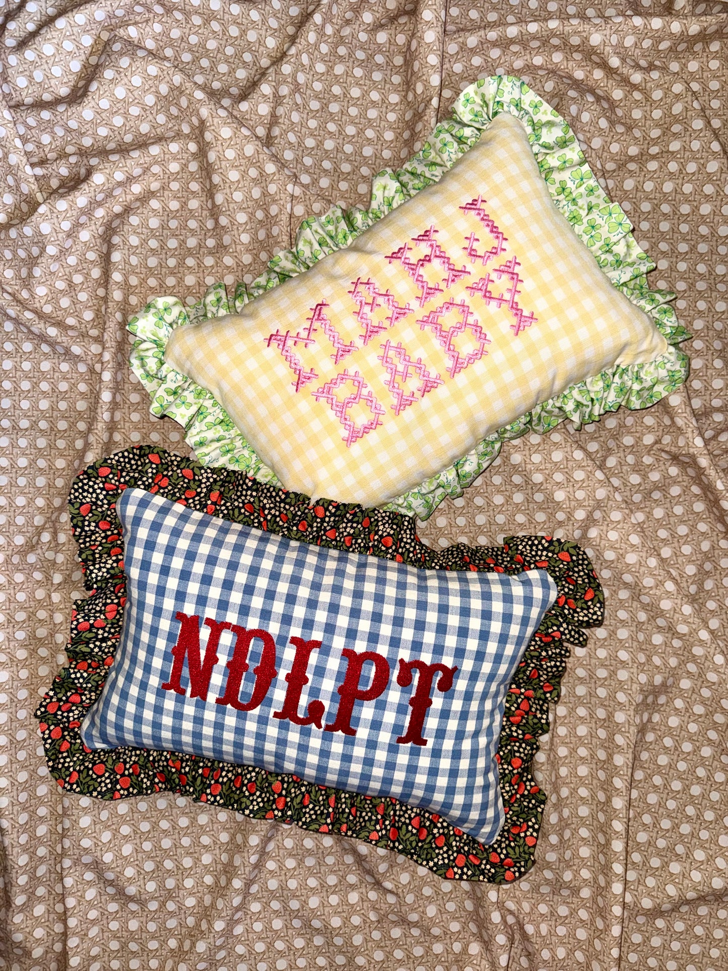 PREVIEW: Ann Walters Home × Tigre de Tartán Ruffle Pillow