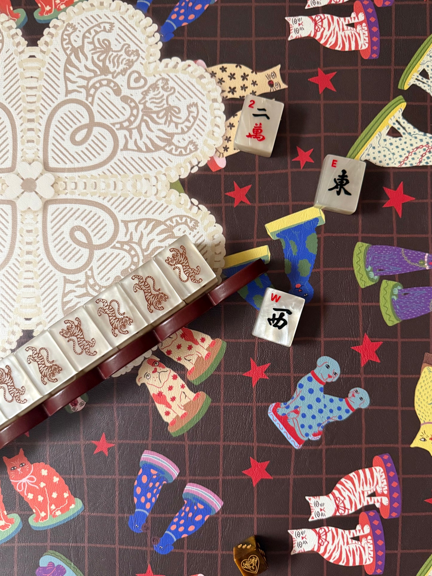 Mahjong Mat, MANTLE MATES