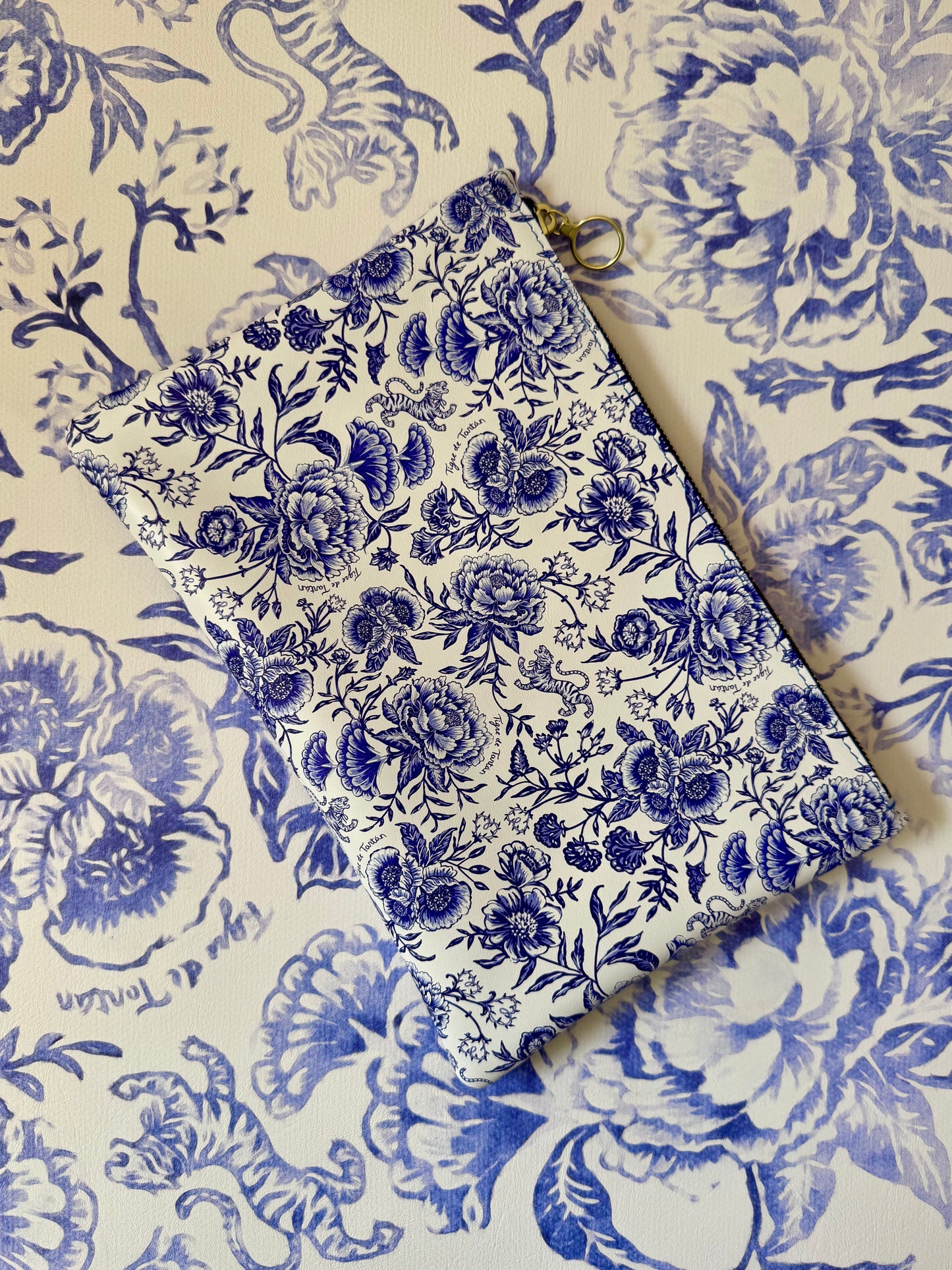 Medium Leather Pouch- CHINOISERIE BLEU
