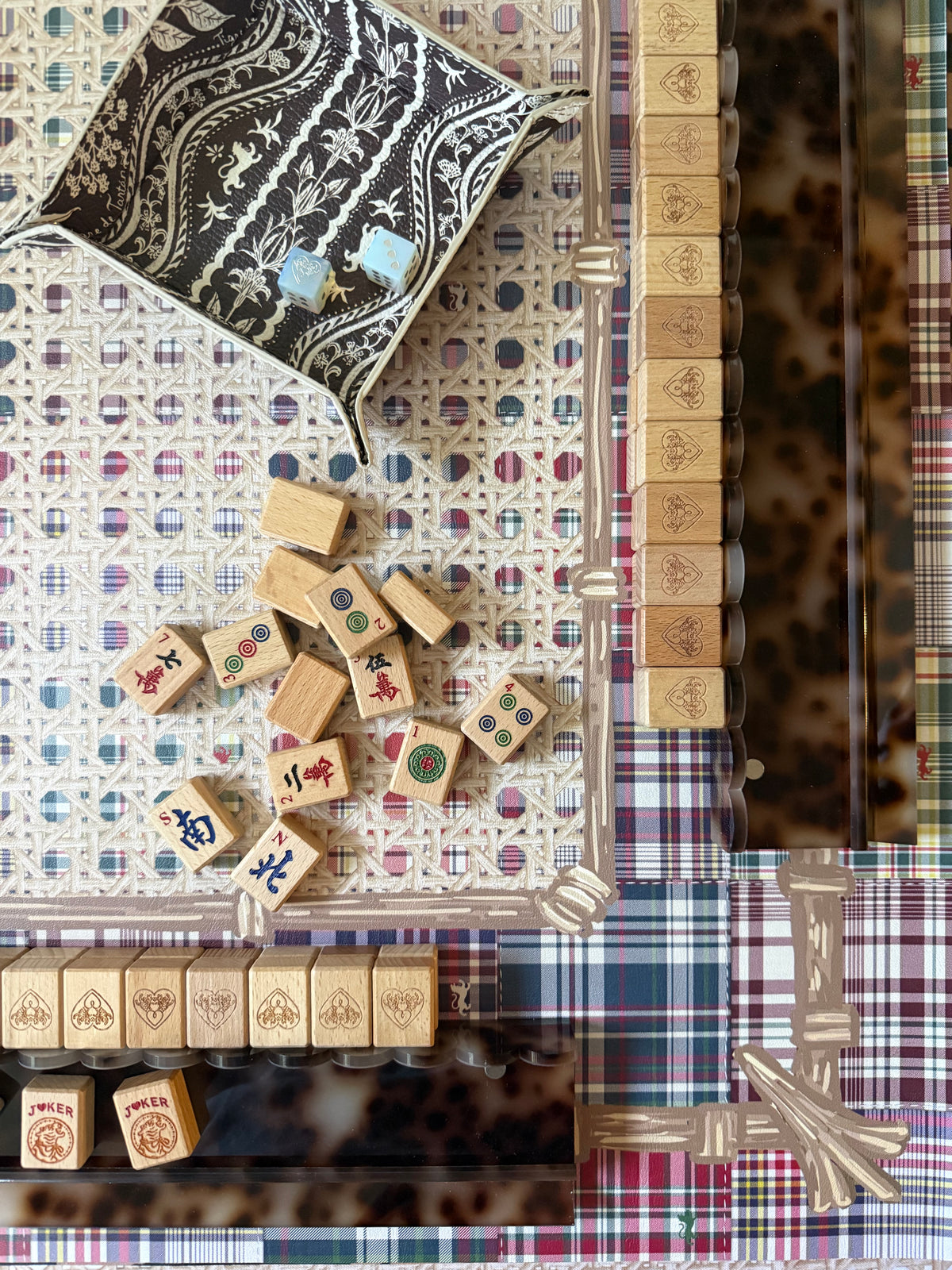 Tortoise Scalloped Acrylic Mahjong Racks, SET of 4,  with 4 Magnetic Pushers and Custom Dust Bag