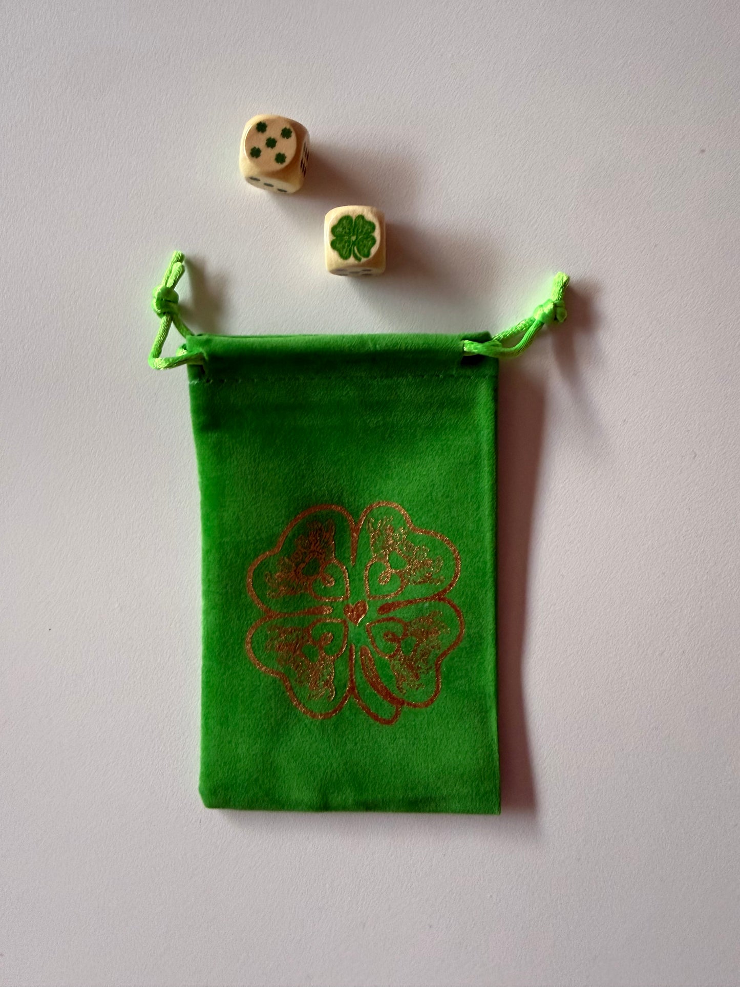 House Clovers Logo Dice with Logo Velvet bag