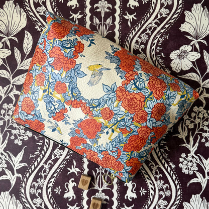 Generous Leather Pouch, POP ART ROSES
