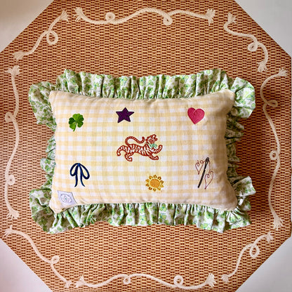 Ann Walters Home × Tigre de Tartán Ruffle Pillow — view 5 of 6