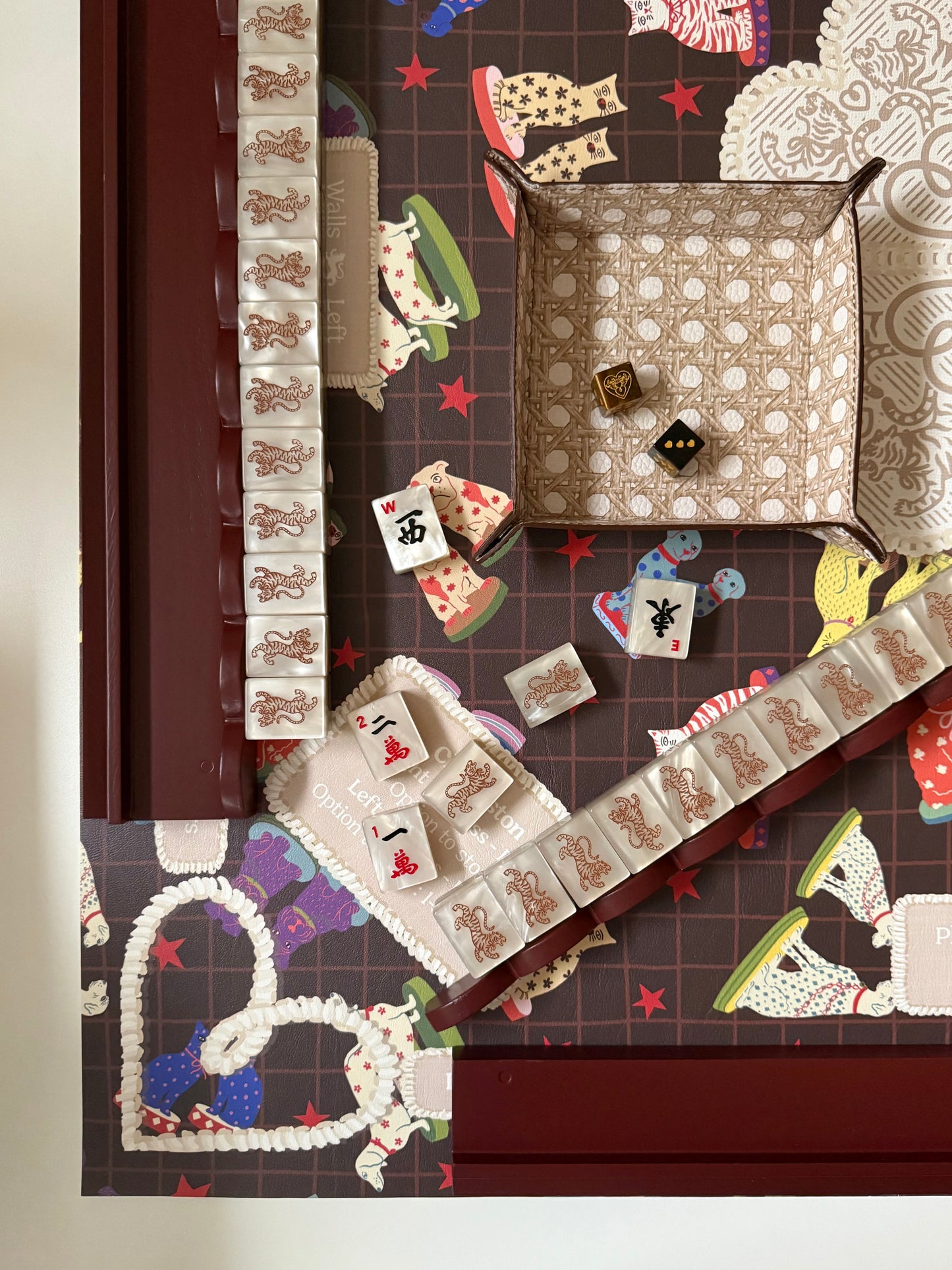 Mahjong Mat, MANTLE MATES
