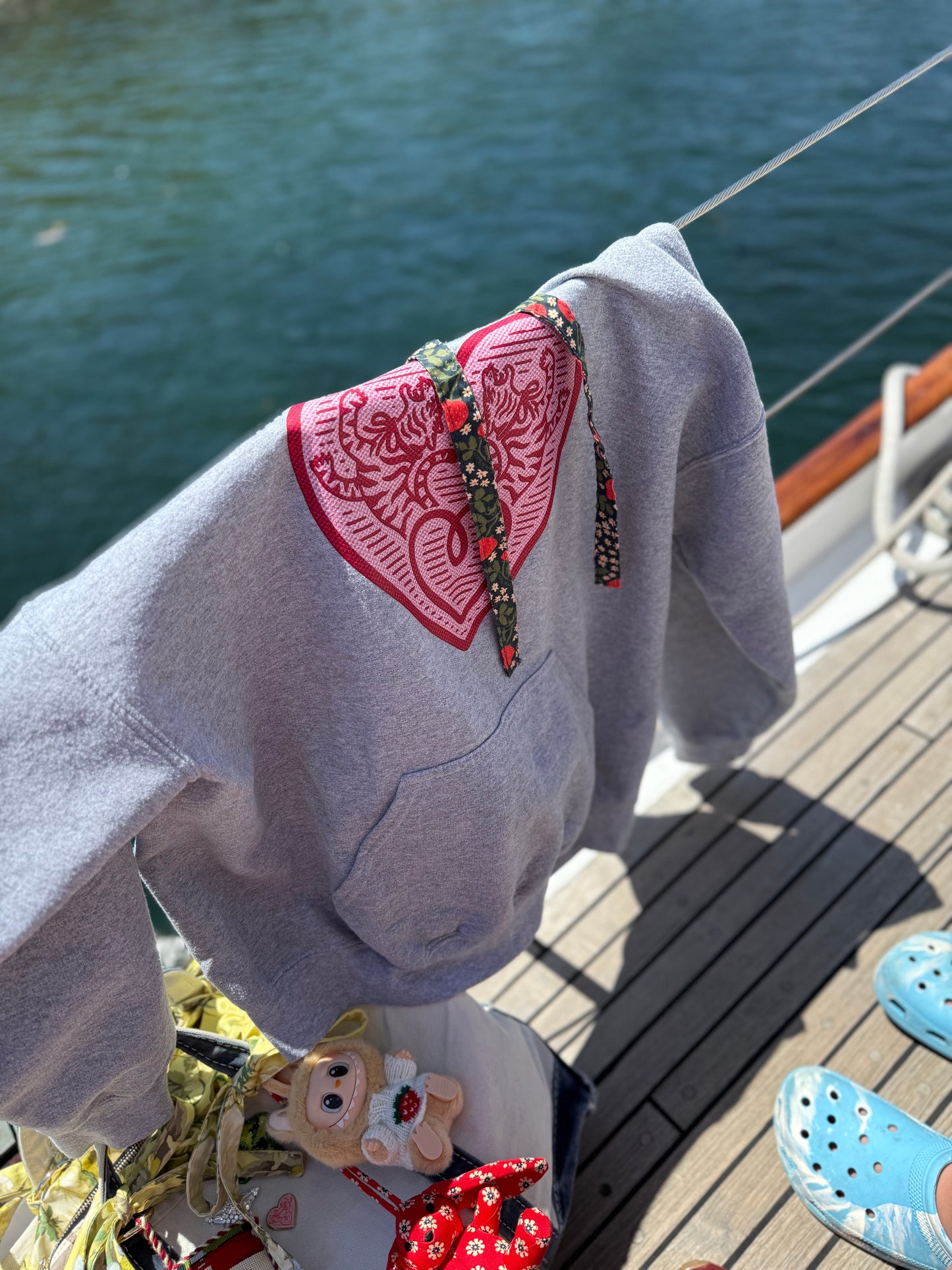 Extended sizes Old School PE Hoodie with Wide Patterned Drawstring