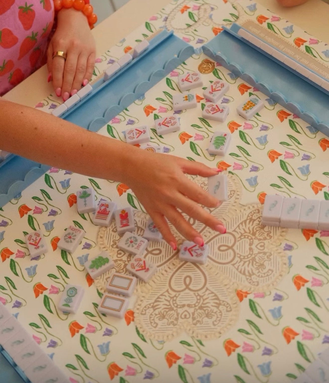 Mahjong Gaming Mat, TWO SPARROWS MAHJONG, TULIPS
