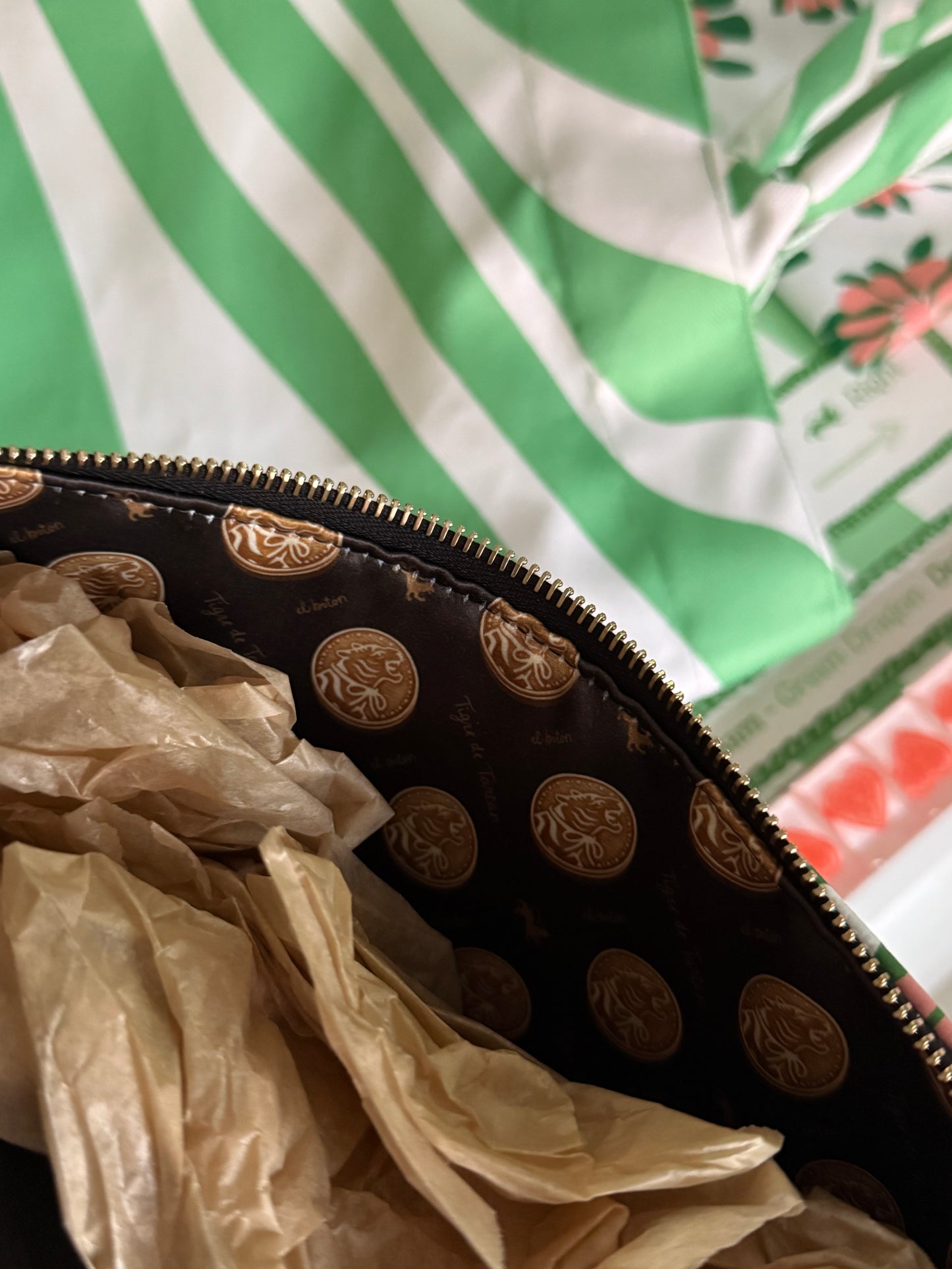 Roomy Leather Tile Bag- KATY'S VINTAGE HAWAIIAN DRESS