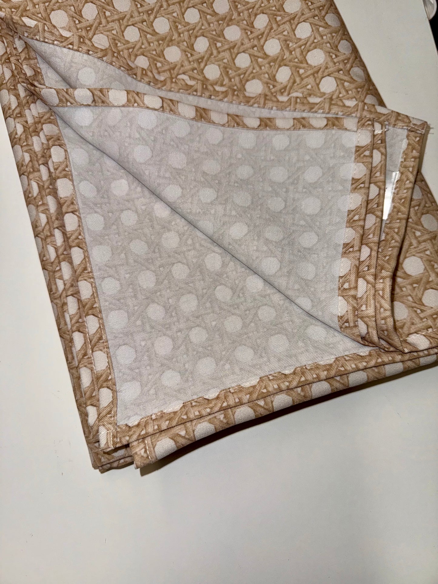 Easy Care Tablecloth, Trompe L'oeil CANNAGE BLONDE