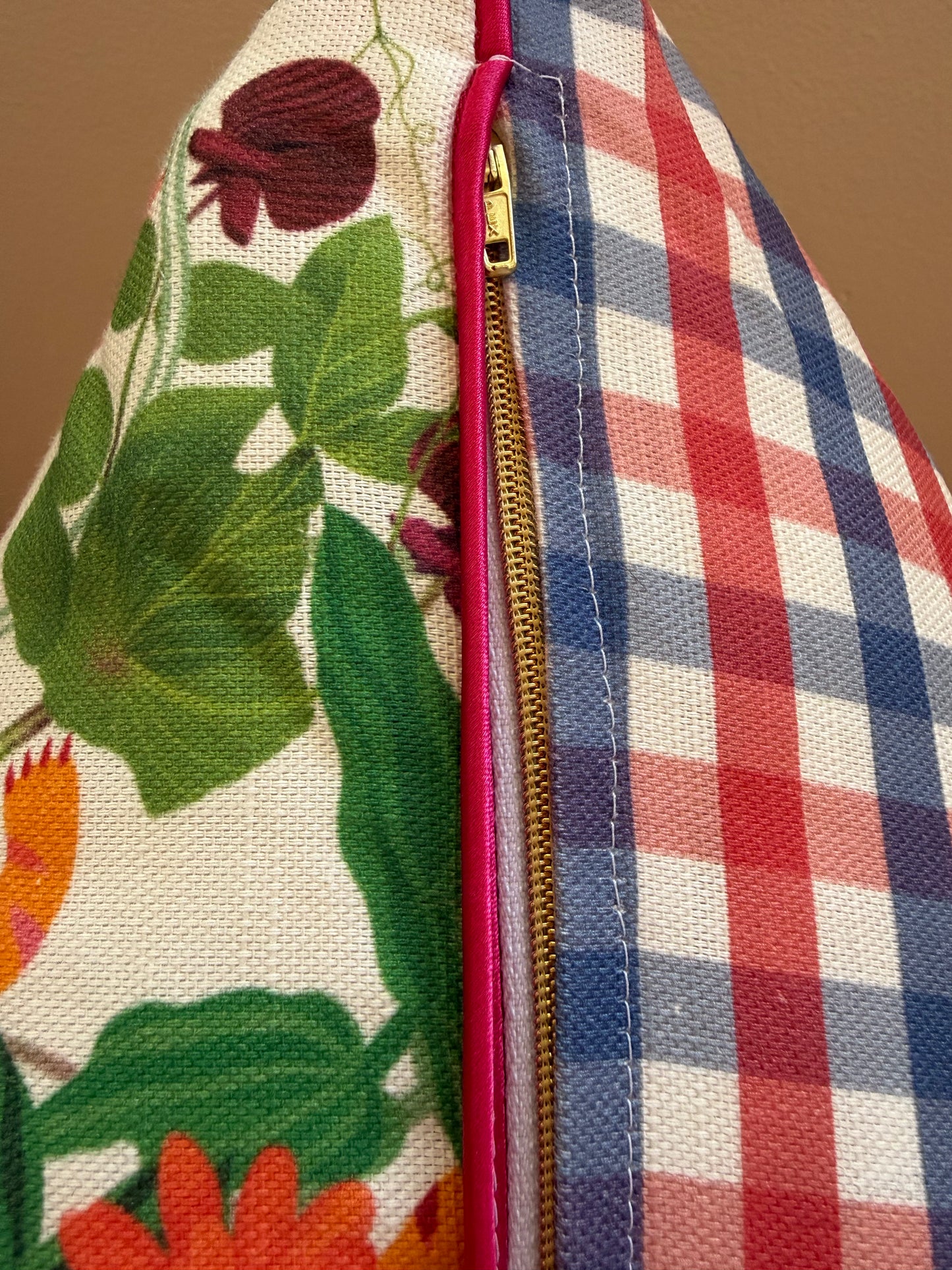 Premium Linen Pillow, JARDÍN DE LOS JEFES