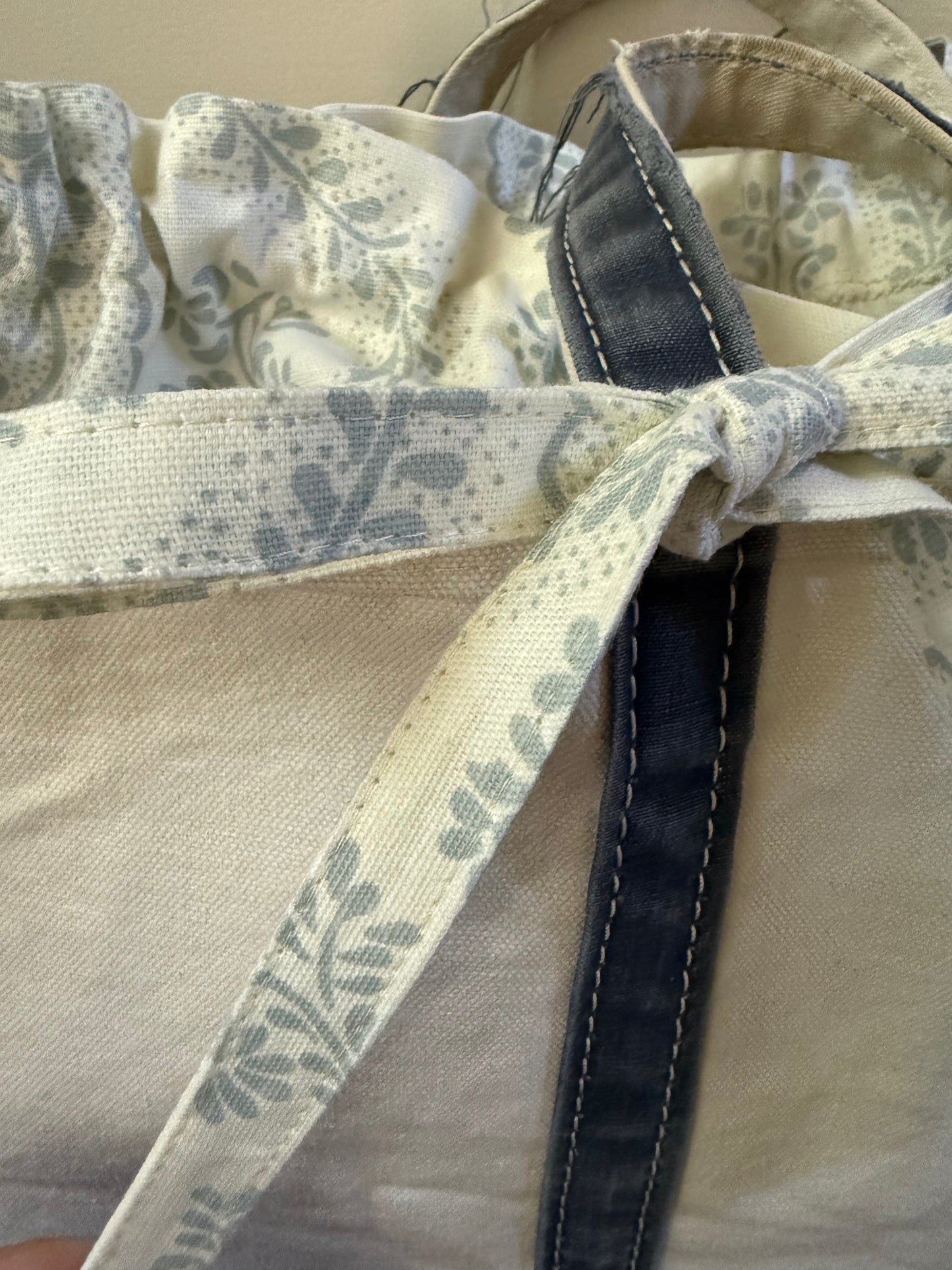 Tie-On Insert, COUNTRY FROST, Blue