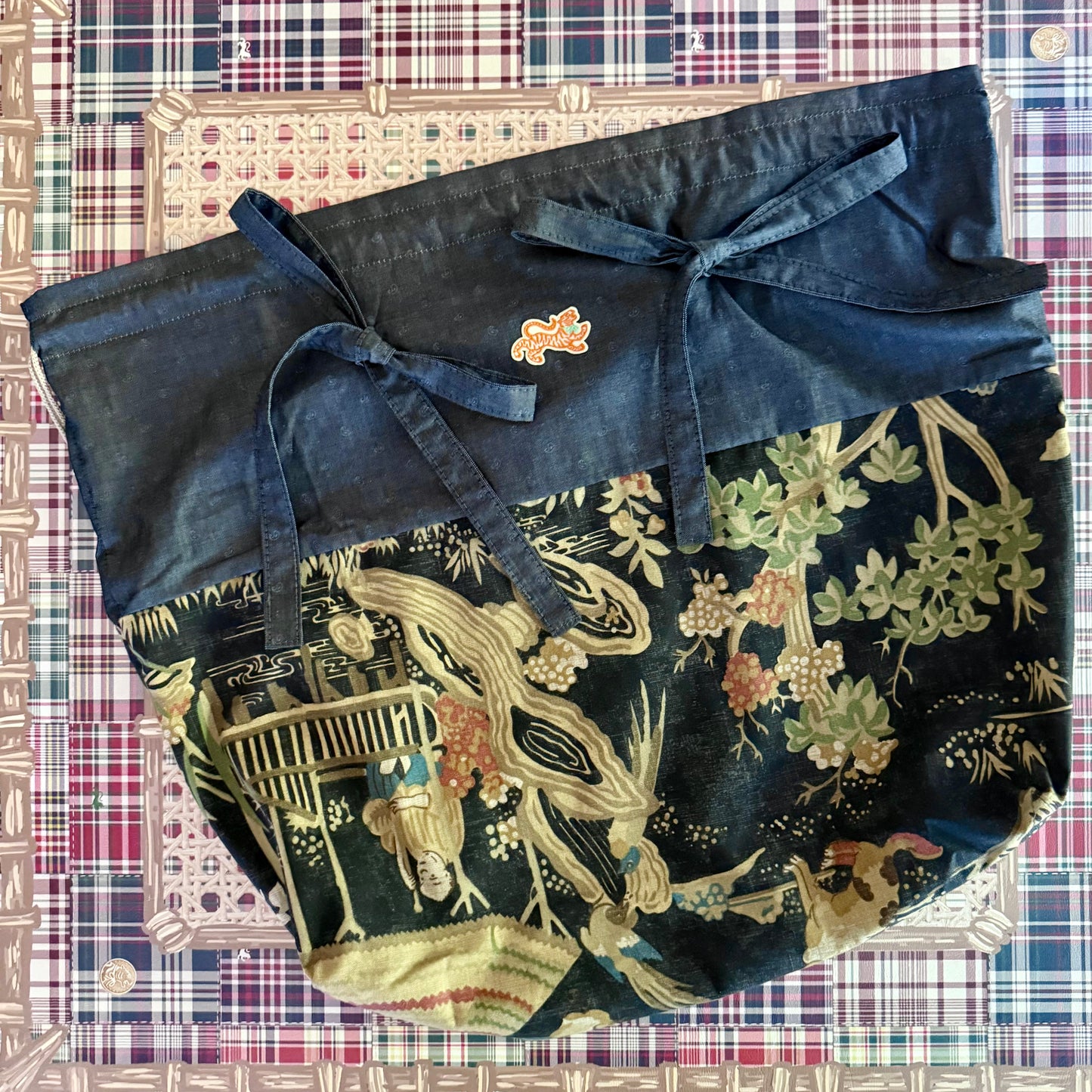 Tie-On Insert, NAVY CHAMBRAY