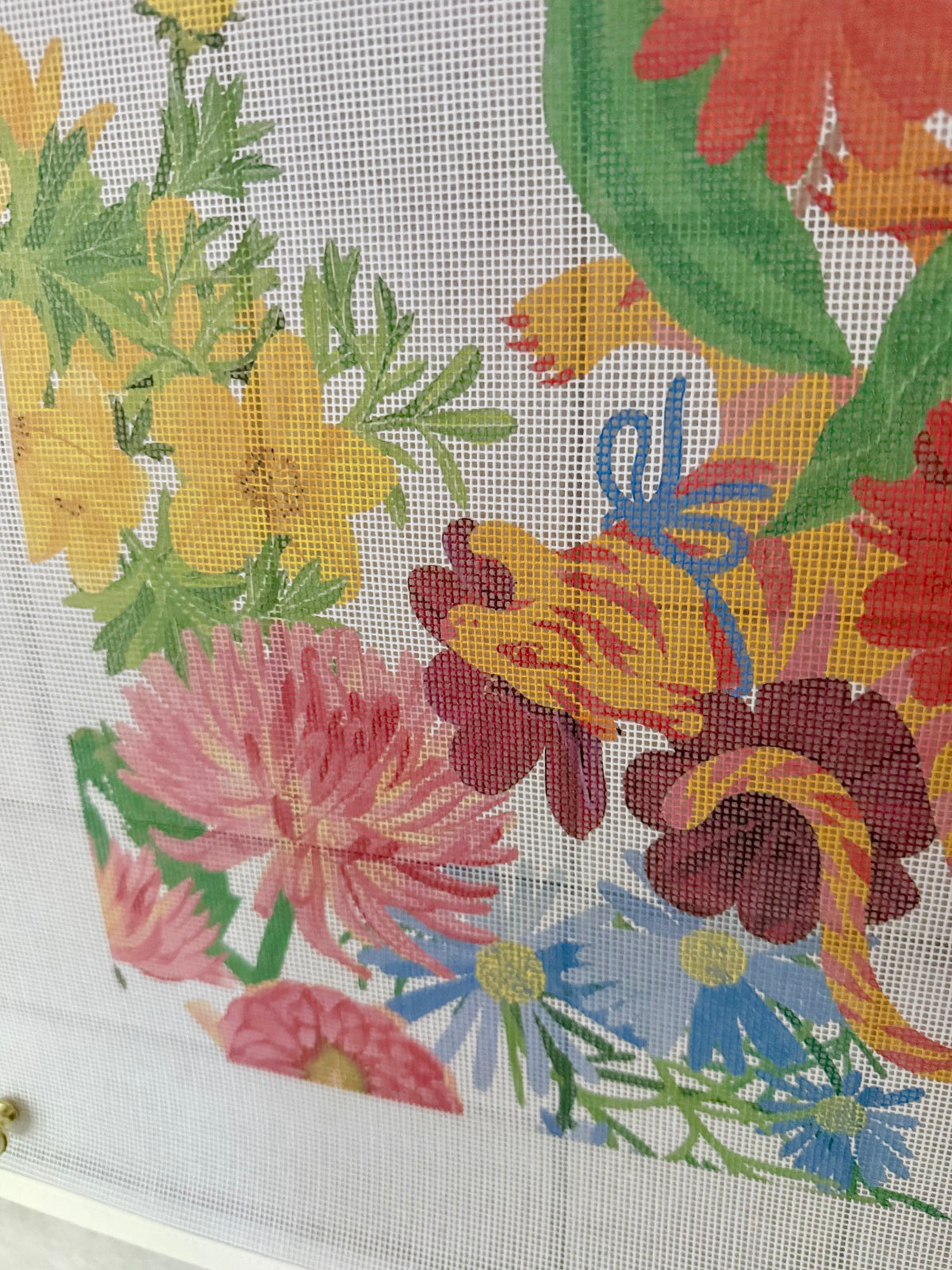 20" Jardín de Los Jefes Printed Needlepoint Canvas – 14 Mesh